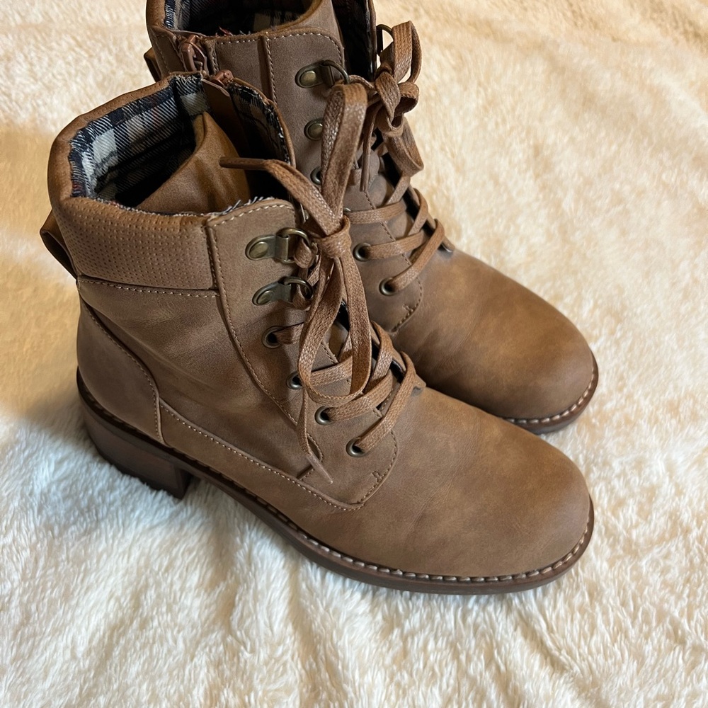 Crown Vintage Brown Lace Up Boots with Rugged Sole